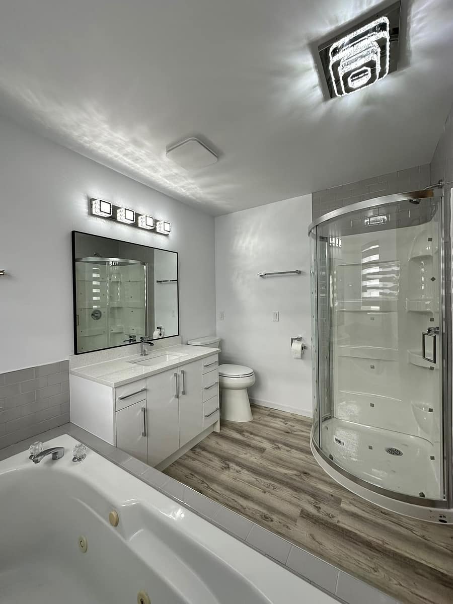 Bathroom Renovation (Tamarack)